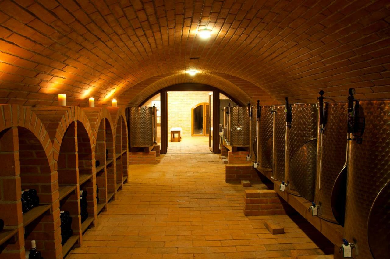 Penzion Krasny Sklep Znojmo Εξωτερικό φωτογραφία