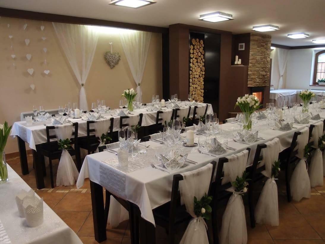 Penzion Krasny Sklep Znojmo Εξωτερικό φωτογραφία